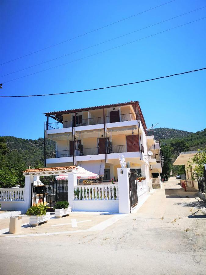 Neorio Studios Poros Town Exteriör bild